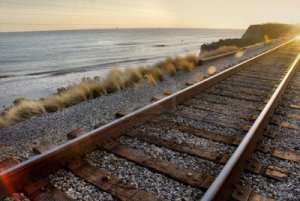 2429740-railroad-tracks-overlooking-the-pacific-ocean